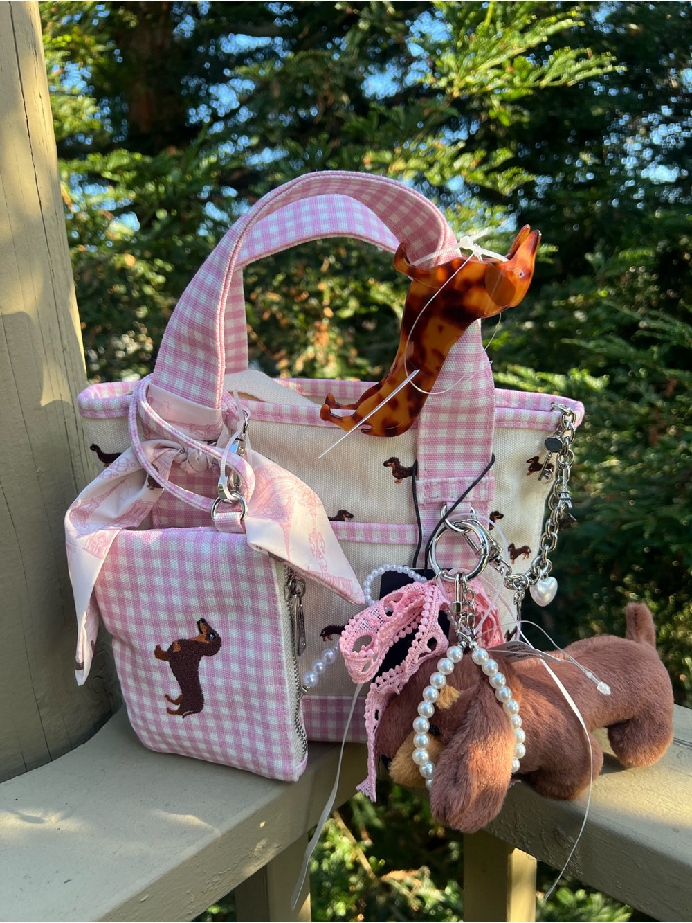 Madden Girl Dachshund Doxie Viral Mini Tote Bag